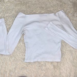 Brandy Melville off the shoulder top